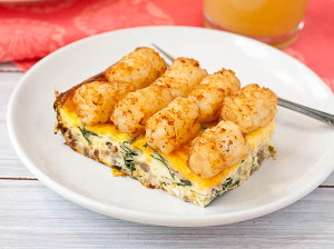 Cheesy Sausage, Spinach, and Tater Tot Casserole