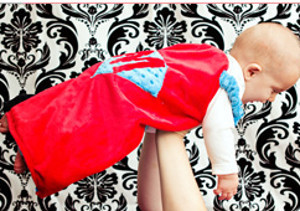 2-in-1 Superhero Cape Blanket