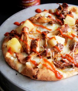 Slow Cooker Teriyaki Chicken Pizza