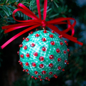 Claus-Approved Beaded Ornament