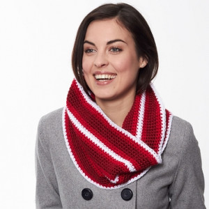 Scene-Stealing Holiday Cowl
