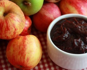 24-Hour Slow Cooker Apple Butter