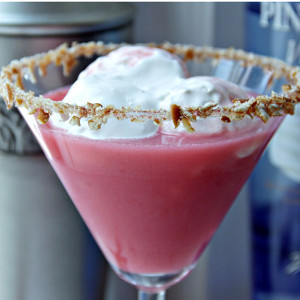 Strawberry Pretzel Whiptini