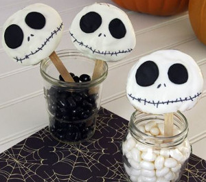 Ghostly Spooky Cookie Pops