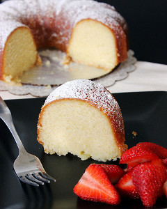 Grandma's Champagne Pound Cake