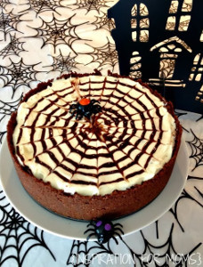 No-Bake Spider Web Cheesecake