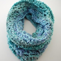 Make a Crochet Cowl: 10 Crochet Cowl Patterns Make a Crochet Cowl: 10 Crochet Cowl Patterns