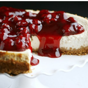 Simple Skinny Cherry Cheesecake