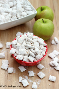 4-Ingredient Apple Cider Muddy Buddies