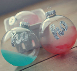 Ombre Ornament Place Cards