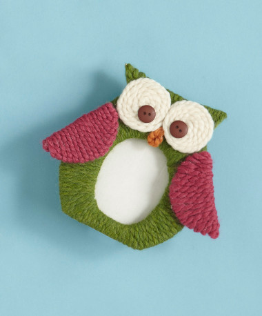 Yarn-Wrapped Owl Picture Frame