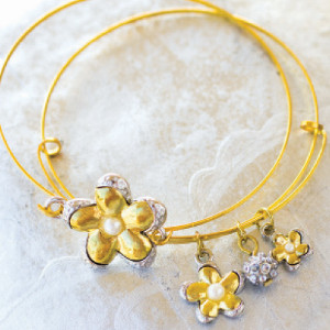 Golden Flower Charm Bracelets