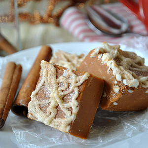 Simple White Chocolate Cinnamon Fudge