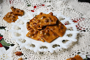 Crunchy Homemade Peanut Brittle-image