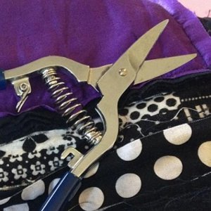 The Guide to Rag Quilt Scissors