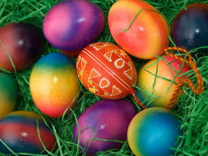 perfect easter eggs coloring