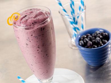 Blueberry and Green Tea Smoothie
