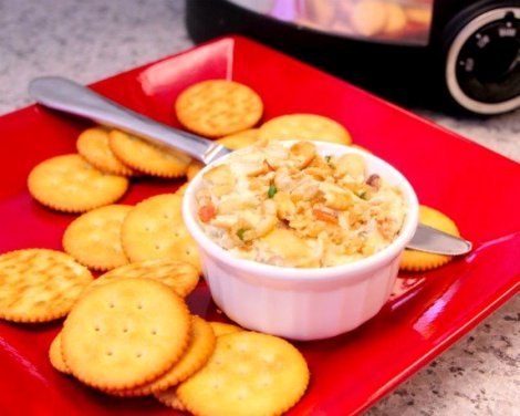 Creamy New England Clam Dip