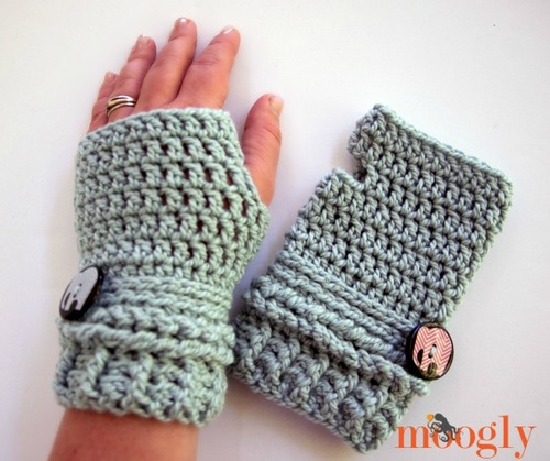 Wrist Wrapped Fingerless Gloves