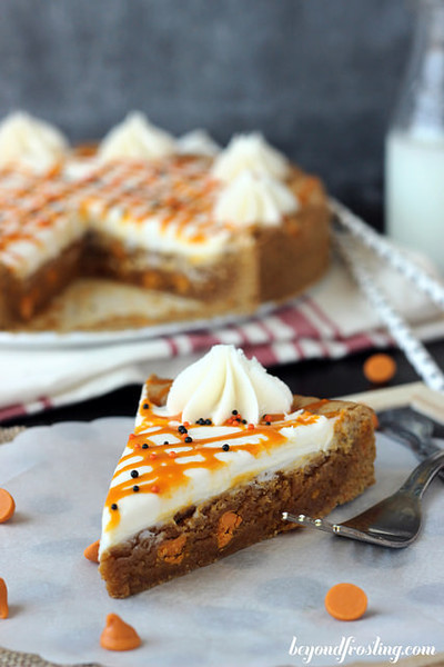 Dreamy Pumpkin Spice Cookie Cake