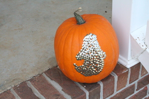 No-Carve Thumbtack Pumpkin