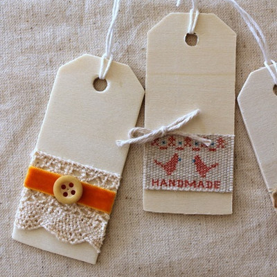 DIY Rustic Wooden Gift Tags