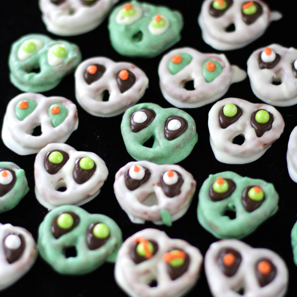 Eerie Alien Pretzels | TheBestDessertRecipes.com