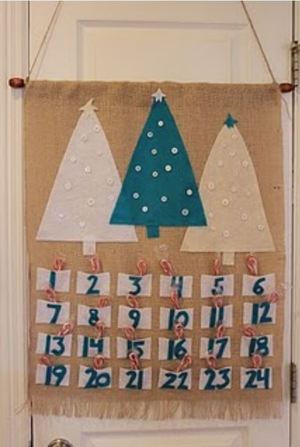 Simple Rustic No Sew Advent Calendar