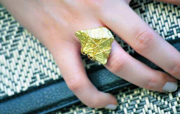 Gorgeous Golden Rock Ring