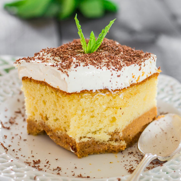 Magnificent Pumpkin Magic Cake