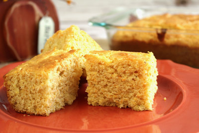 Sweet Buttermilk Corn Bread