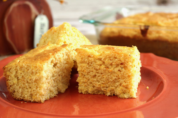 Sweet Buttermilk Cornbread