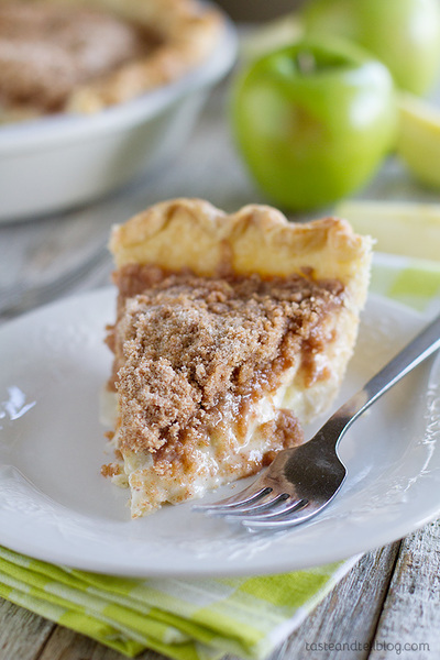 Debs Favorite Sour Cream Apple Pie
