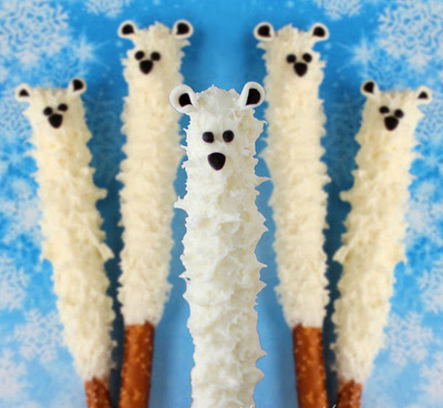 Yummy Polar Bear Pretzel Pops