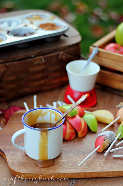 Delicious Caramel Apple Bar