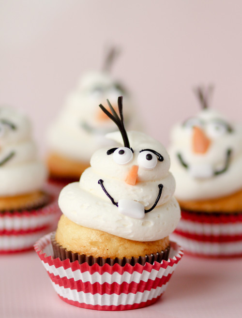 Adorable Frozen Olaf Cupcakes