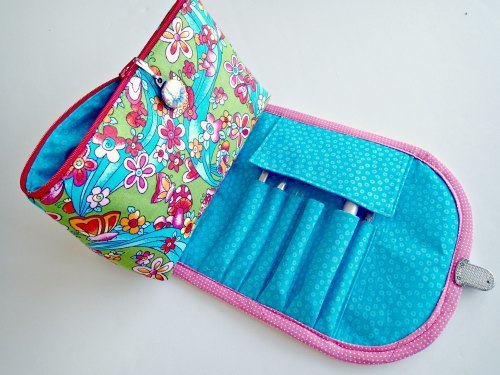 DIY Makeup Bag for Brushes