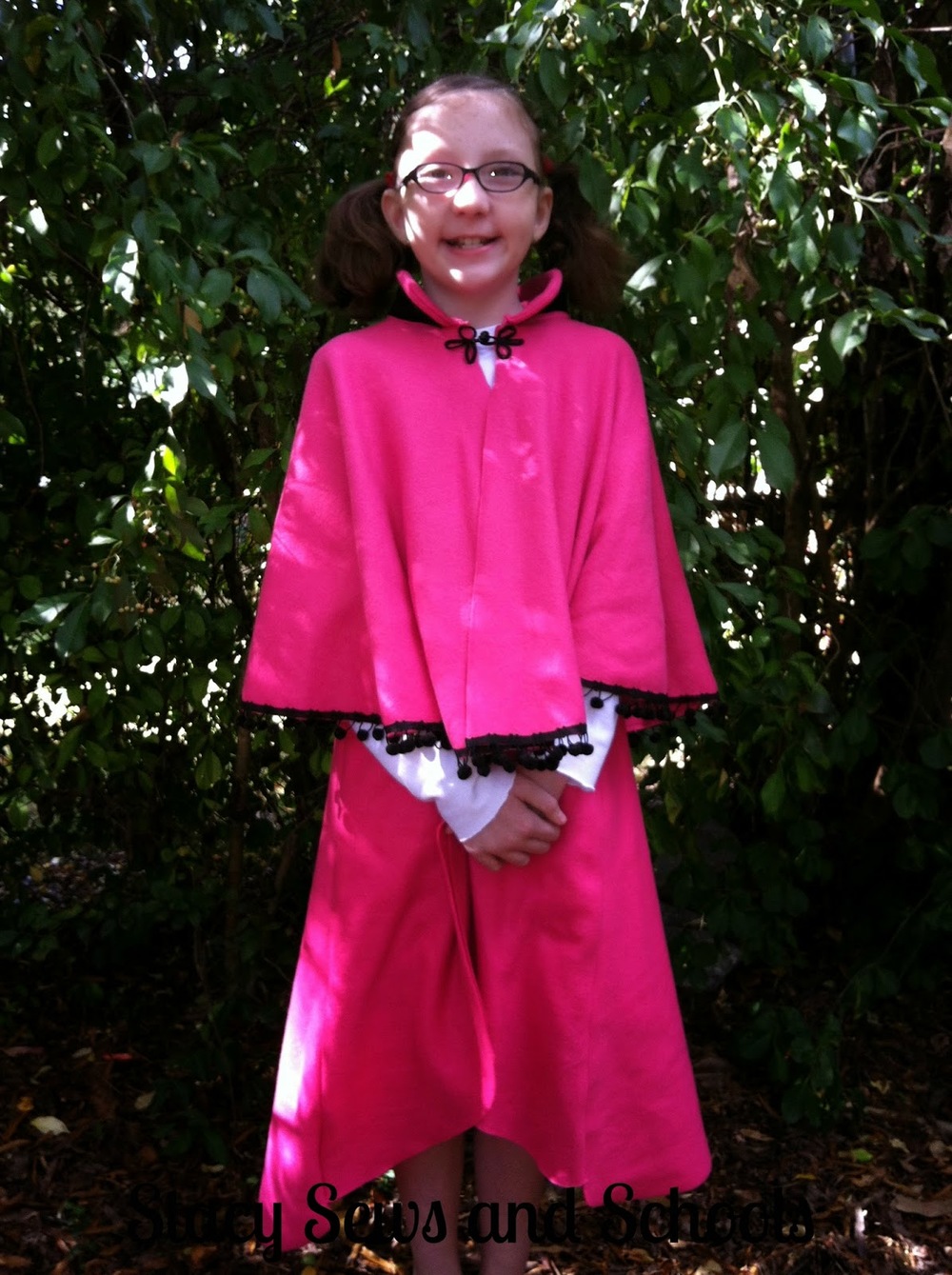 how-to-make-a-cape-like-anna-s-allfreesewing