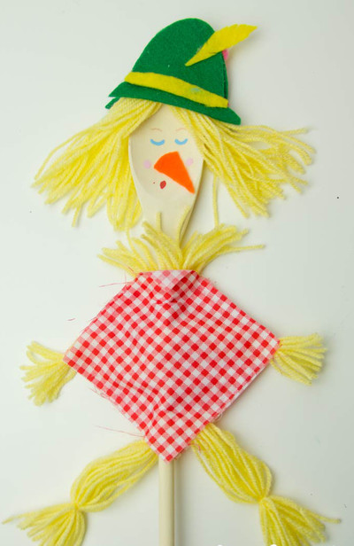 Simple Scarecrow Puppet