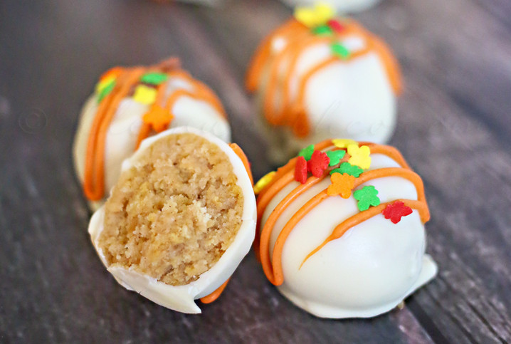 Fall-Favorite Pumpkin Spice Oreo Balls | TheBestDessertRecipes.com