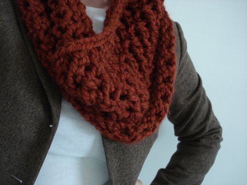 Cinnamon and Spice Cowl