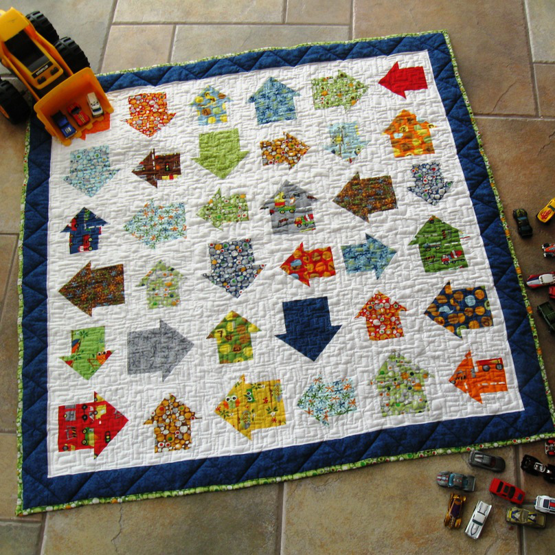 on-the-go-baby-quilt-favequilts