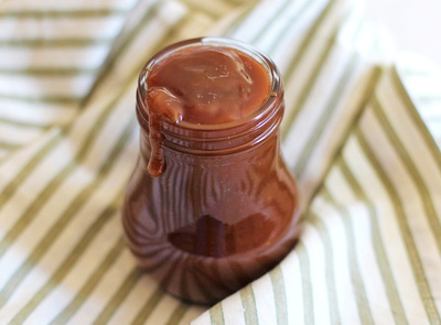 Healthy Caramel Sauce