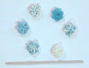 Stunning Snowflake Raibow Loom Charms