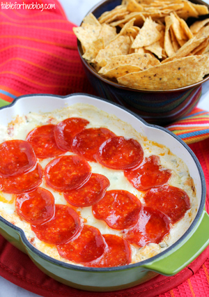 Baked Pepperoni Pizza Dip