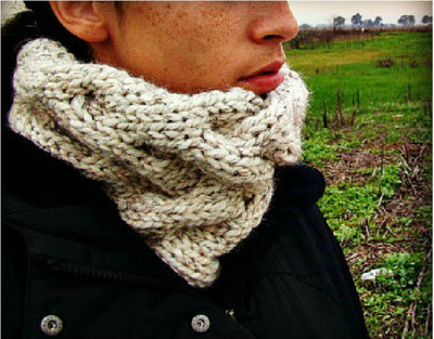Criss Cross Cable Cowl