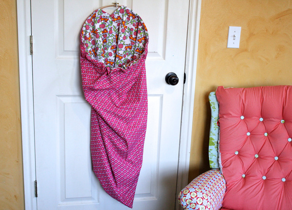 Images Shows Finished DIY Hanging Laundry Bag (Reversible!)