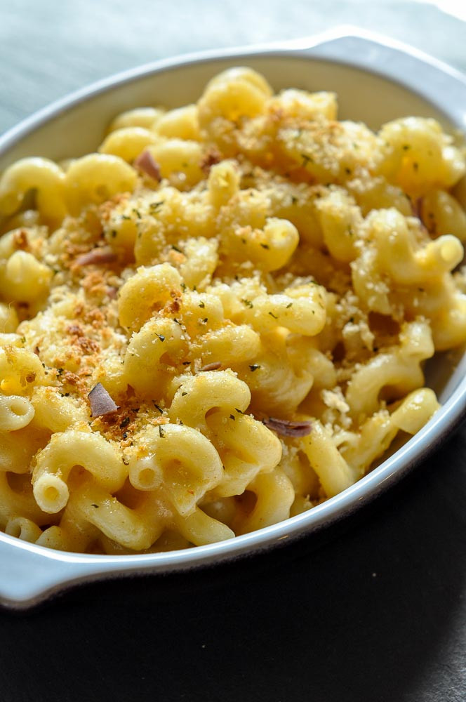 Longhorn Steakhouse Copycat Mac and Cheese | AllFreeCasseroleRecipes.com