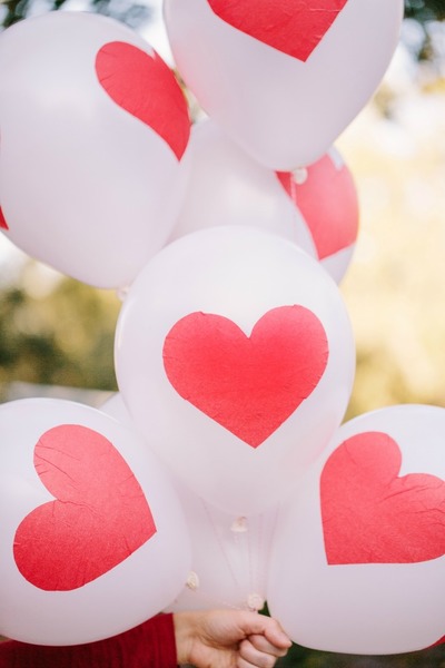 Seriously Cute DIY Heart Balloons