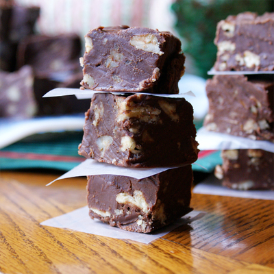 5 Minute Nut Fudge